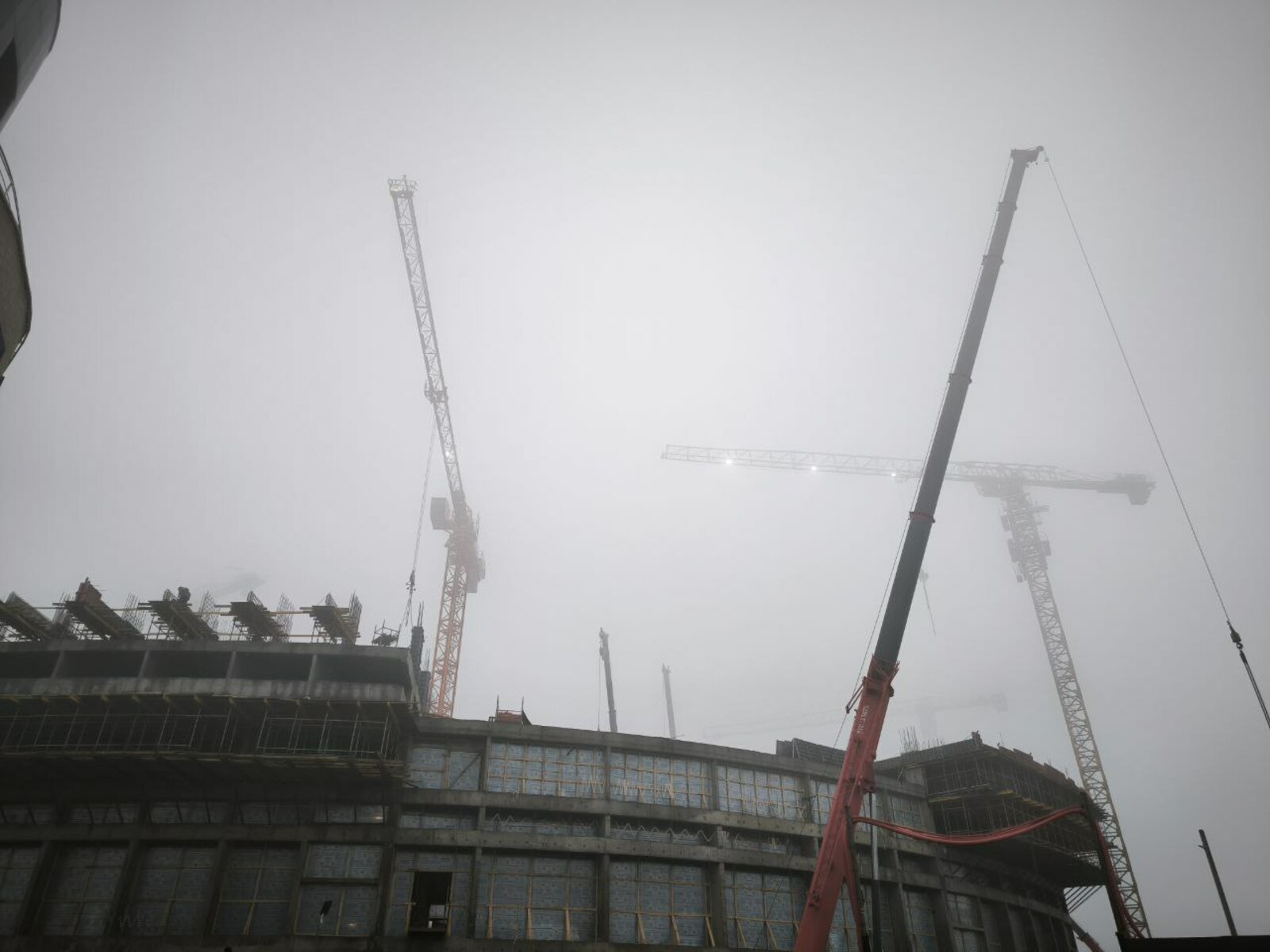 Минең танышым һөйләне, бик сәйер әлбиттә...