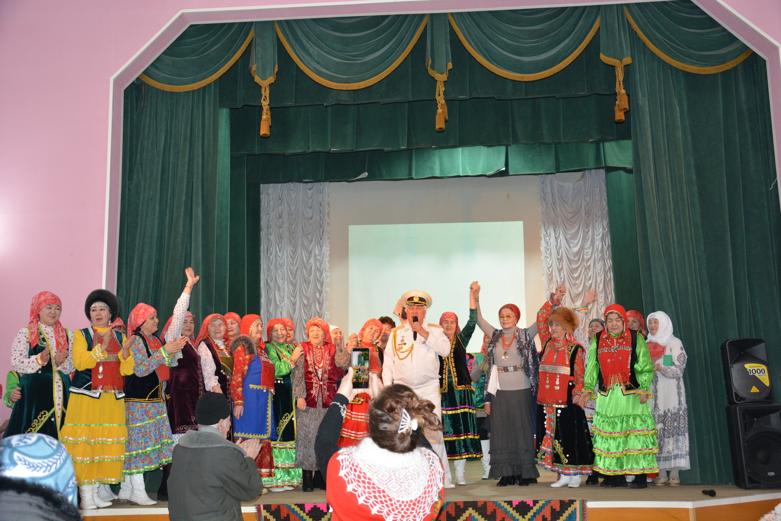 Иштуғанда “Урал батыр” эпосын яттан һөйләүселәр йыйылды