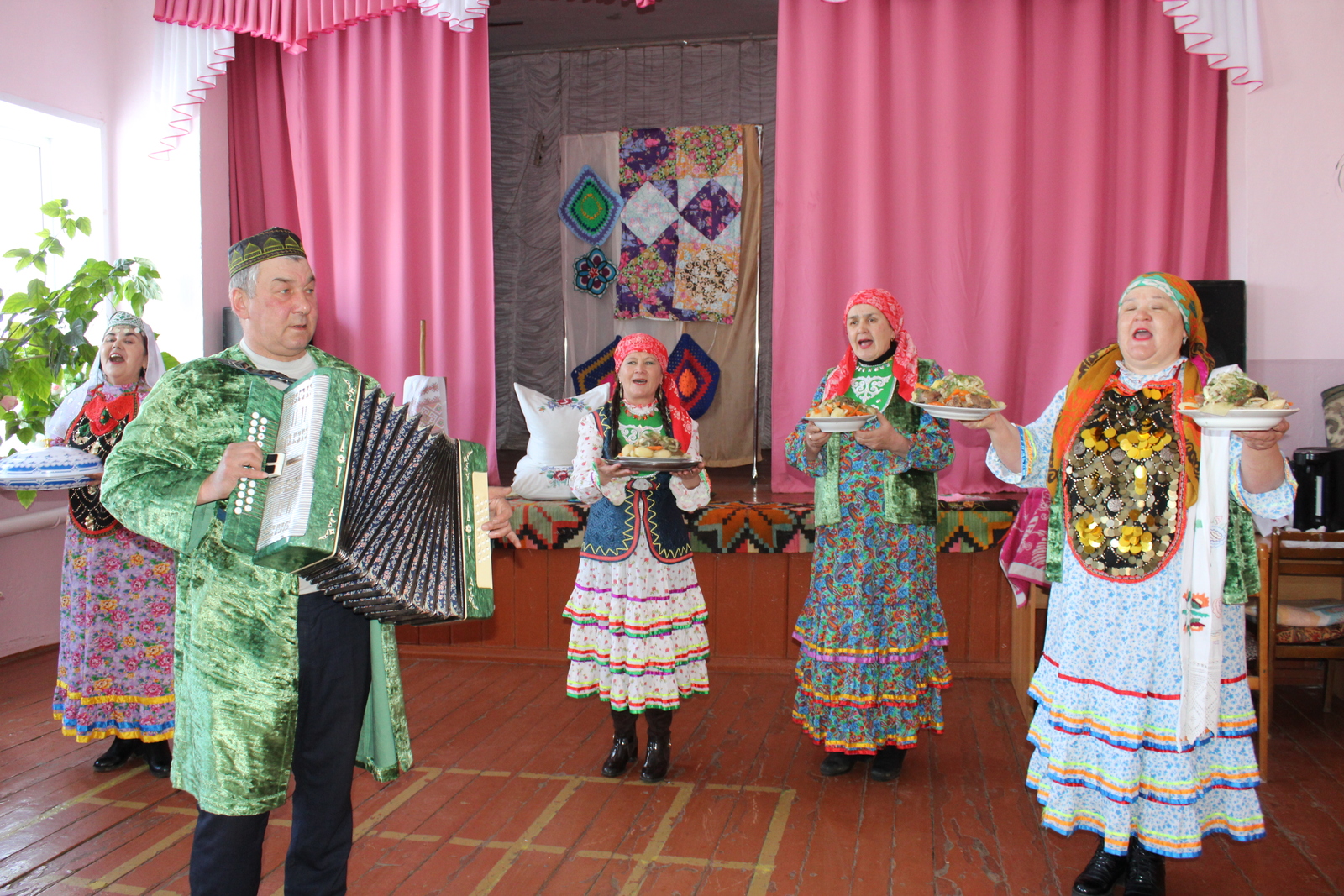 Ошибки в трудовой книжке: как они влияют на размер пенсии и что с этим делать