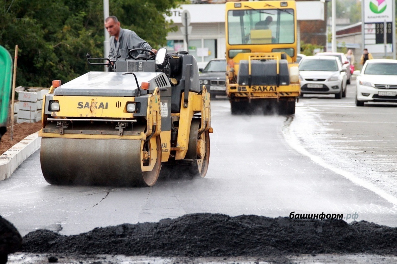 Власти Башкирии поручил муниципалитетам ликвидировать ямы на дорогах до 15 июня