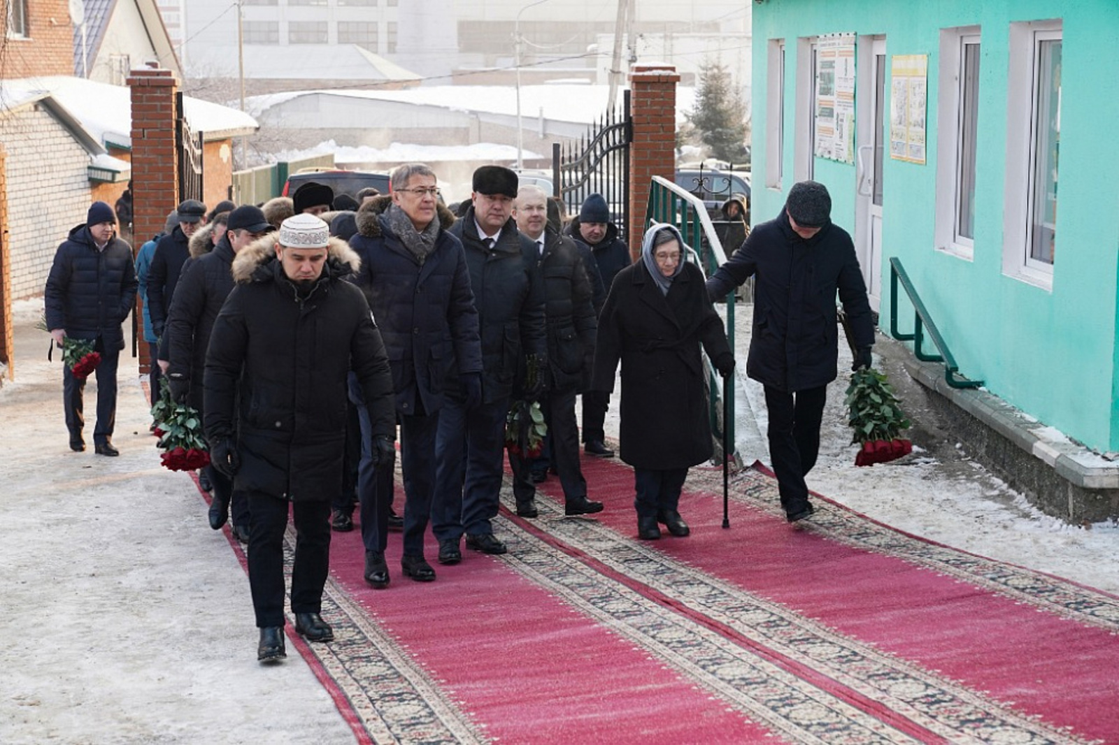 Радий Хабиров почтил память первого Президента Башкортостана Муртазы Рахимова