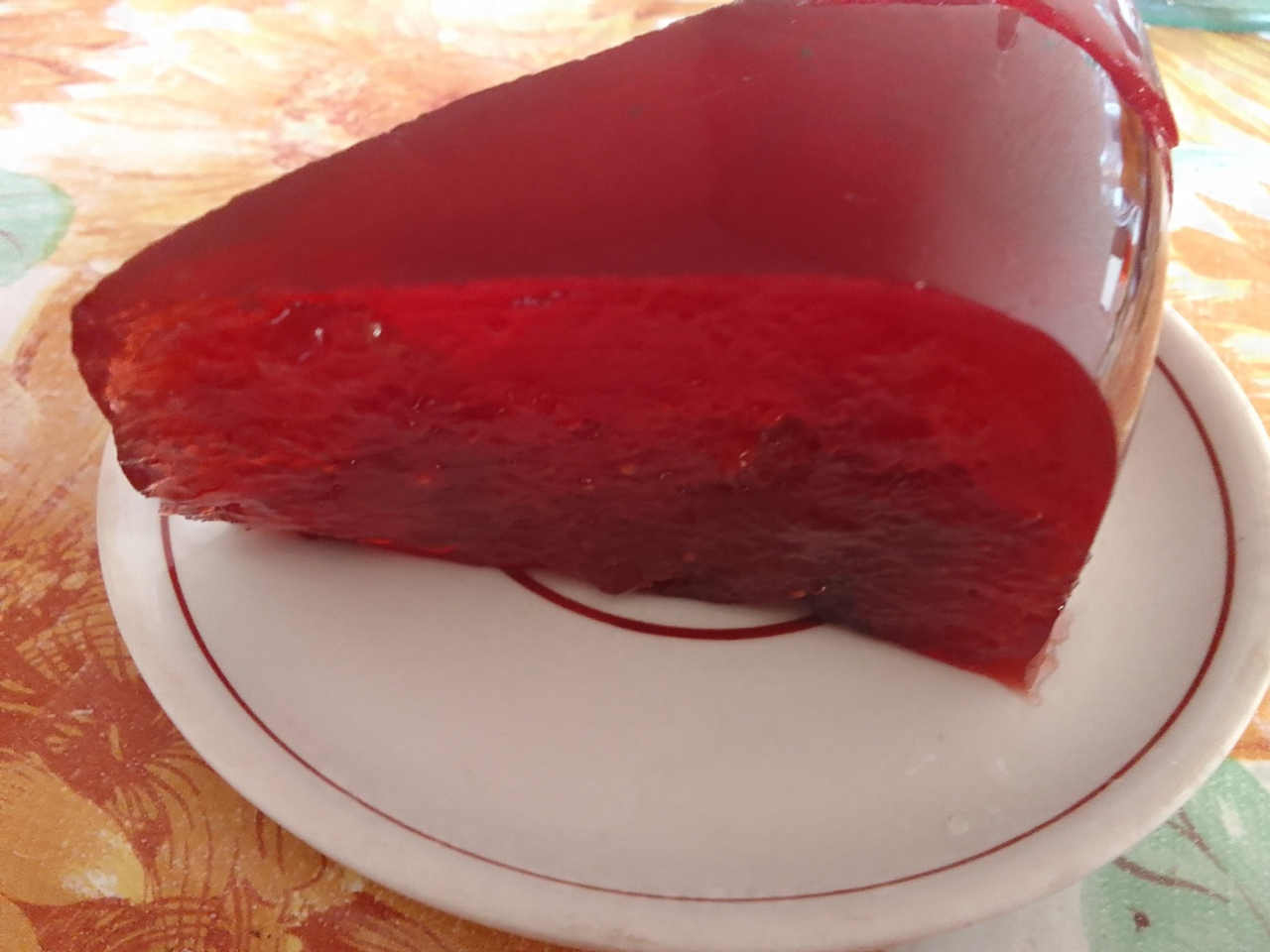 Торттан соусҡа тиклем: ҡайҙа шәкәр күберәк?