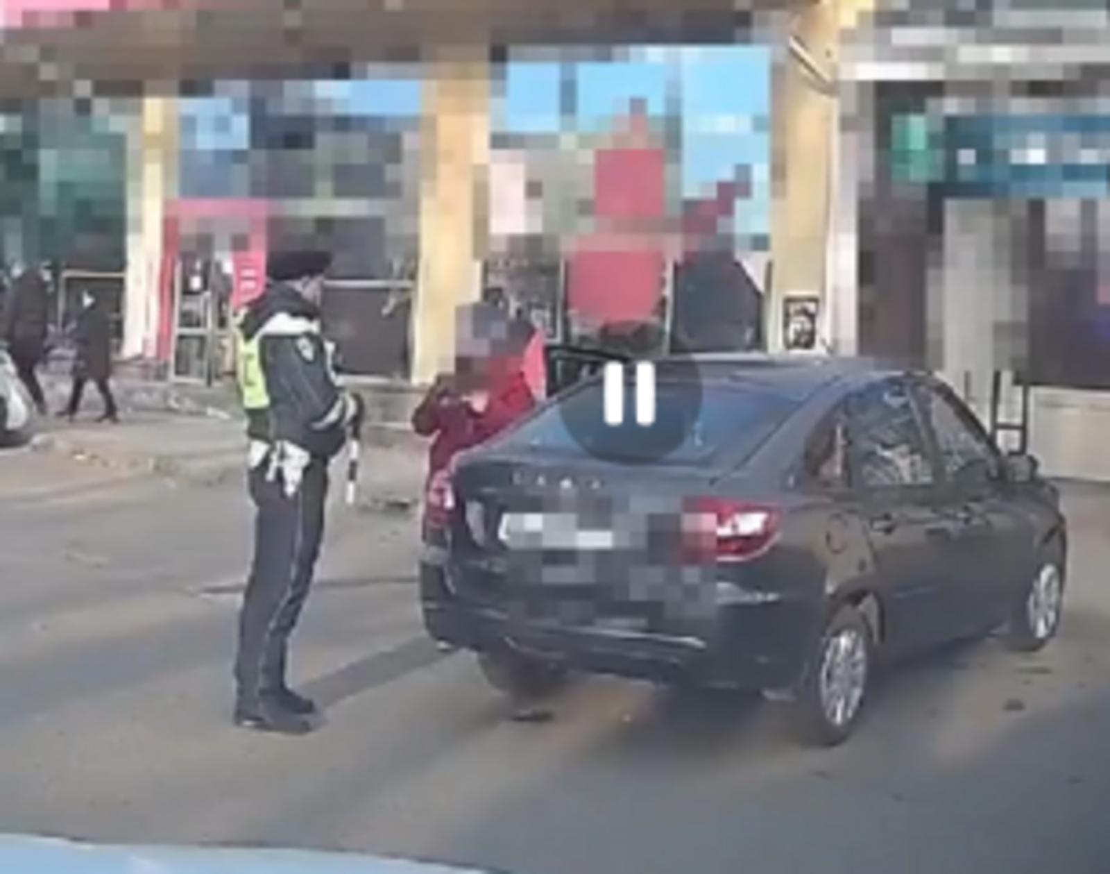 После непродолжительной погони госавтоинспекторы задержали женщину-водителя